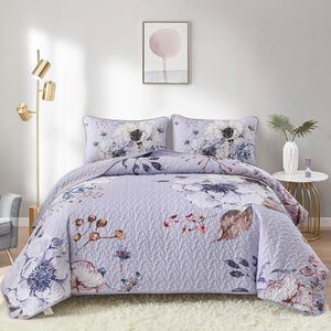 Beautiful Quilted coverlet and pillowcovers set: Comfortable and Versatile - Queen size