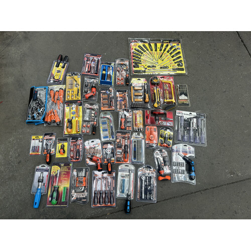 15x Random ScrewDriver Sets