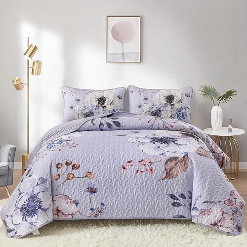 Beautiful Quilted coverlet and pillowcovers set: Comfortable and Versatile - Queen size